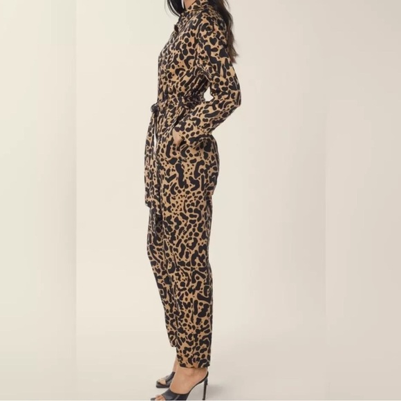 LITA By Ciara Utility Jumpsuit New With Tags - Picture 3 of 10